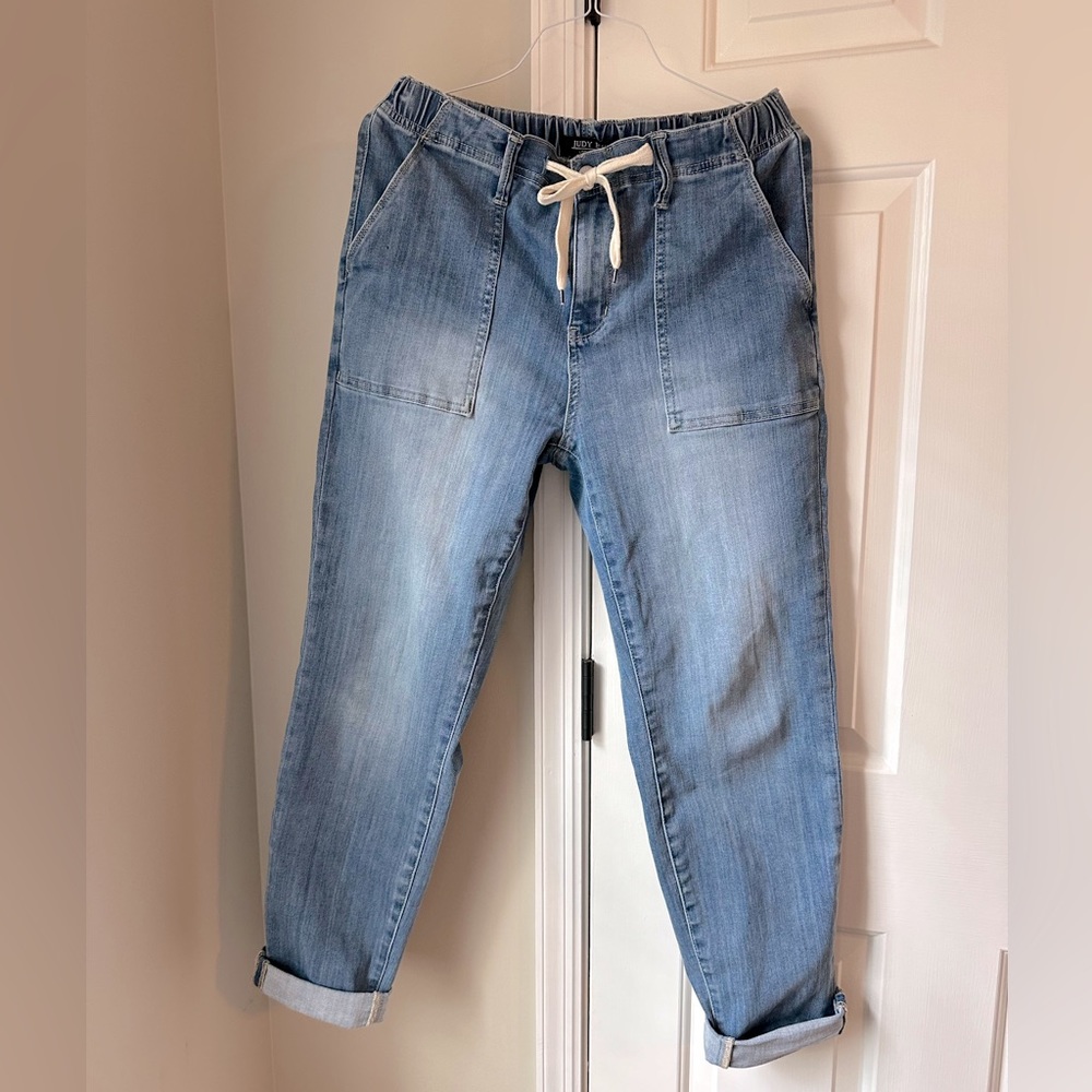 Judy Blue Jogger Jeans